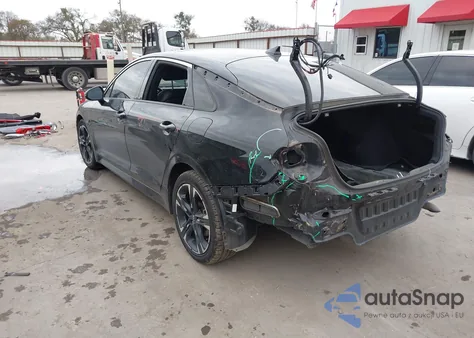 2021 Kia K5 Gt-Line z USA, uszkodzony, nr VIN 5XXG64J26MG022786